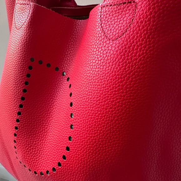 Red Mark & Graham Pebble Leather Tote Bag - Picture 4 of 12